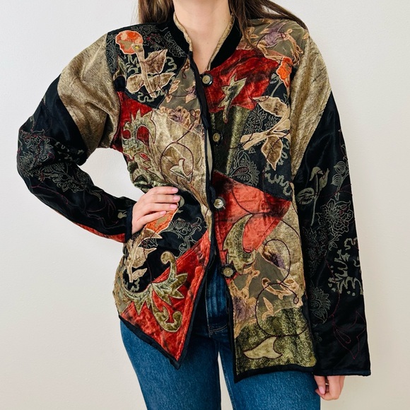Vintage 1990s Quilted Embroidered Patchwork Blazer Jacket Abstract Print - Picture 3 of 11